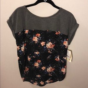 NWT Cute Floral Top